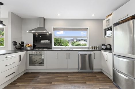 Photo of property in 17 Allendale Place, Morrinsville, 3300