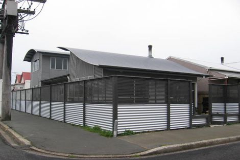Photo of property in 21 Bathgate Street, South Dunedin, Dunedin, 9012