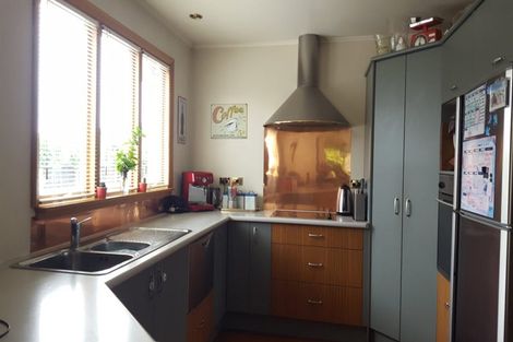 Photo of property in 205a Matsons Avenue, Papanui, Christchurch, 8053