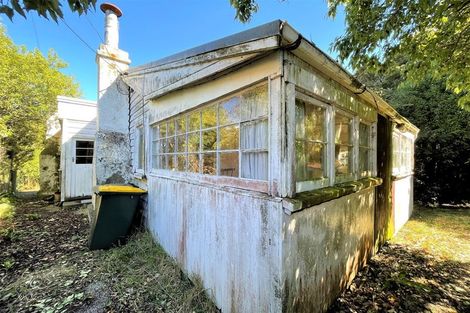 Photo of property in 14 Tarata Street, Kaka Point, 9271