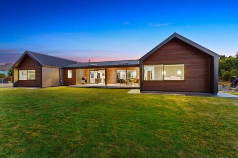Photo of property in 5 Bressay Way, Waikanae, 5036