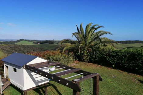 Photo of property in 344b Cable Bay Block Road, Cable Bay, 0420