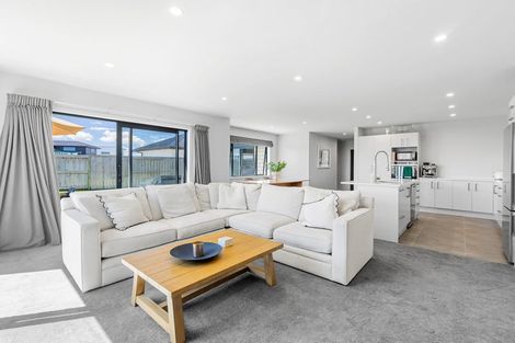 Photo of property in 16 Tawhai Crescent, Wharewaka, Taupo, 3330