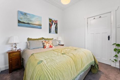 Photo of property in 94 Hine Street, New Plymouth, 4310