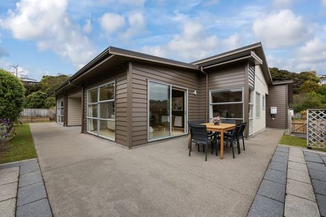Photo of property in 5 The Pier, Whitby, Porirua, 5024