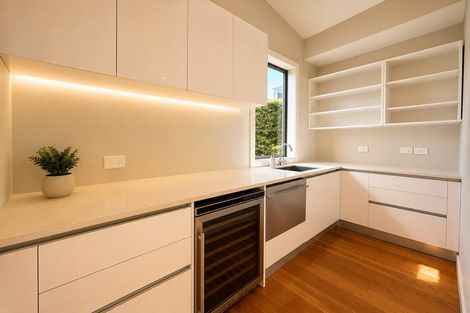 Photo of property in 276 Lake Road, Hauraki, Auckland, 0622