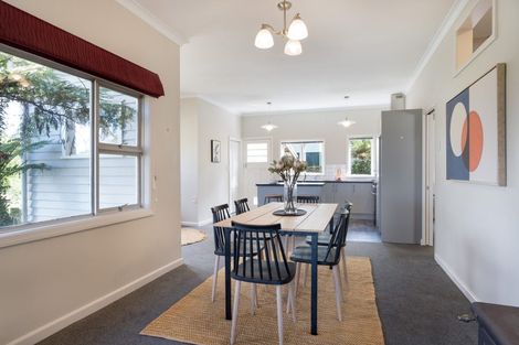 Photo of property in 34 Poto Road, Normandale, Lower Hutt, 5010