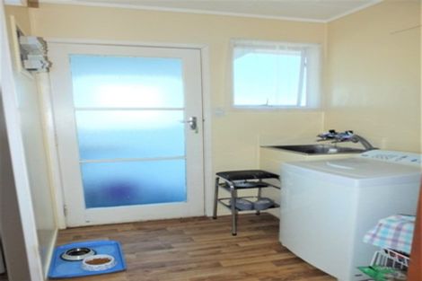 Photo of property in 3 Leonard Place, Onerahi, Whangarei, 0110