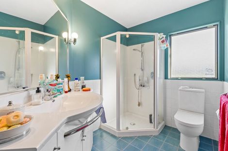 Photo of property in 14 Station Road, Huapai, Kumeu, 0810