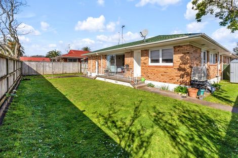 Photo of property in 2/90 Pakuranga Road, Pakuranga, Auckland, 2010
