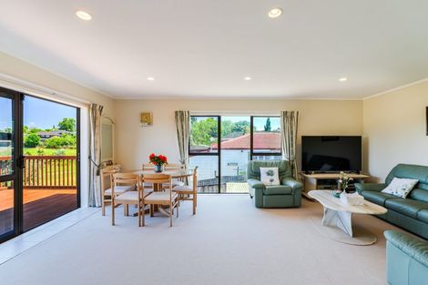 Photo of property in 2/28 Birman Close, Half Moon Bay, Auckland, 2012