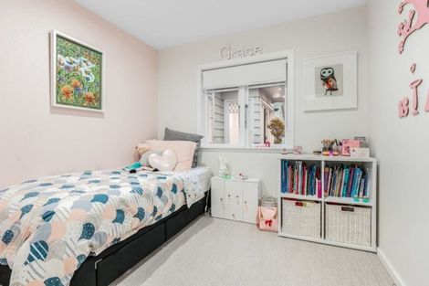 Photo of property in 12 Rame Road, Greenhithe, Auckland, 0632