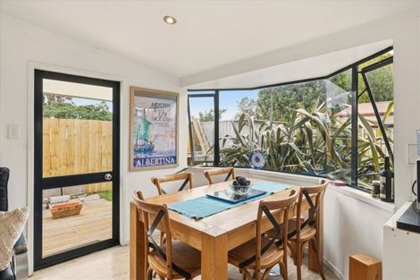 Photo of property in 15 Hall Road, Paengaroa, Te Puke, 3189