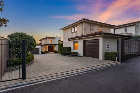 Photo of property in 10 Ronaki Road, Mission Bay, Auckland, 1071