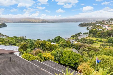 Photo of property in 33 Oak Avenue, Paremata, Porirua, 5024
