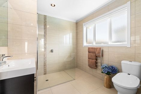 Photo of property in 17 Rakaia Way, Poraiti, Napier, 4112