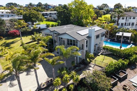 Photo of property in 21 Kotanui Avenue, Army Bay, Whangaparaoa, 0930
