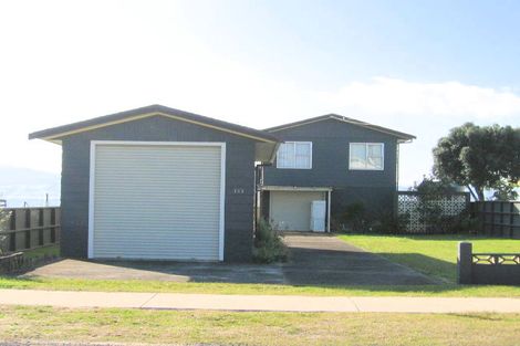 Photo of property in 133 Captain Cook Road, Cooks Beach, Whitianga, 3591