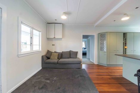 Photo of property in 48 Braid Road, St Andrews, Hamilton, 3200