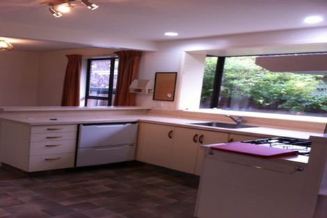 Photo of property in 4 Haynes Avenue, Upper Riccarton, Christchurch, 8041