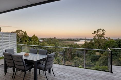 Photo of property in 24 Claremont Terrace, Otumoetai, Tauranga, 3110