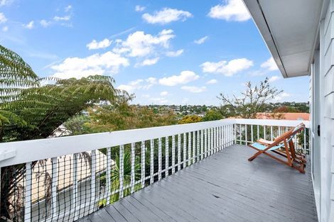 Photo of property in 1/18 Clensmore Place, Torbay, Auckland, 0630