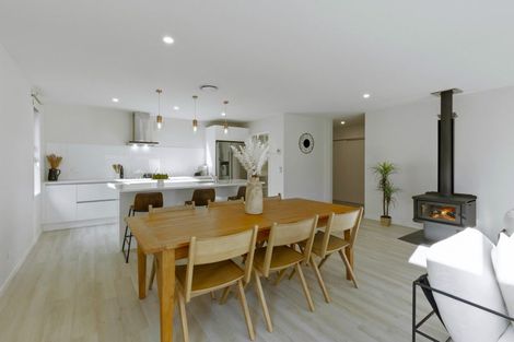 Photo of property in 12 Muster Road, Jacks Point, 9371