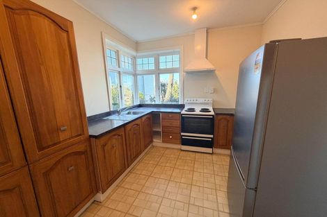 Photo of property in 69 Duncan Terrace, Kilbirnie, Wellington, 6022