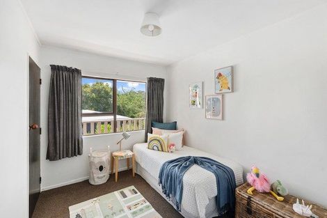 Photo of property in 5 Amokura Street, Waikanae, 5036