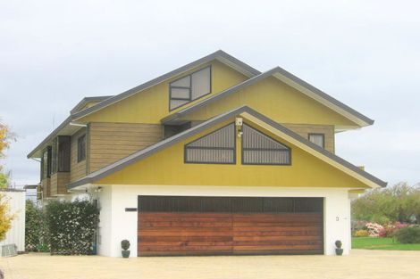 Photo of property in 3 Belvedere Grove, Rangatira Park, Taupo, 3330