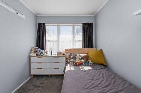 Photo of property in 806 Huia Street, Camberley, Hastings, 4120