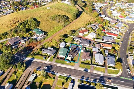 Photo of property in 97 South Road, Blagdon, New Plymouth, 4310