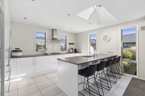 Photo of property in 22 Ethereal Crescent, Mount Pisa, Cromwell, 9383