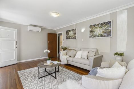 Photo of property in 4/27 Cardwell Street, Onehunga, Auckland, 1061