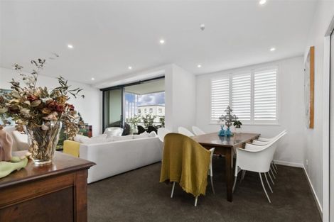 Photo of property in 201/8a Lake Pupuke Drive, Takapuna, Auckland, 0622