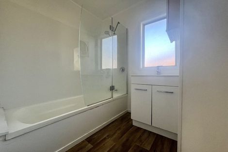 Photo of property in 57 Burundi Avenue, Clendon Park, Auckland, 2103