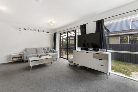 Photo of property in 1/185 Queenspark Drive, Parklands, Christchurch, 8083