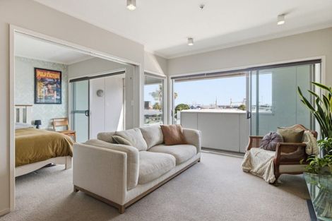 Photo of property in 303/277 Maunganui Road, Mount Maunganui, 3116