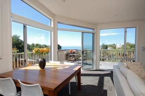 Photo of property in 11a Lucy Road, Bluff Hill, Napier, 4110