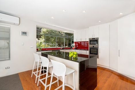 Photo of property in 40 Vipond Road, Stanmore Bay, Whangaparaoa, 0932