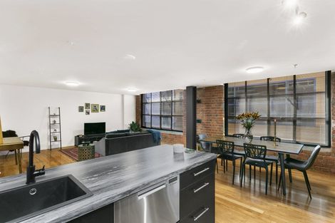 Photo of property in Bond Store Apartments, 8m Egmont Street, Te Aro, Wellington, 6011