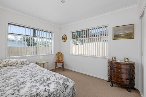 Photo of property in 39 Elizabeth Street, Orewa, 0931