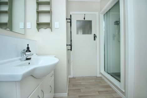 Photo of property in 32 Mccardle Road, Pahiatua, 4984