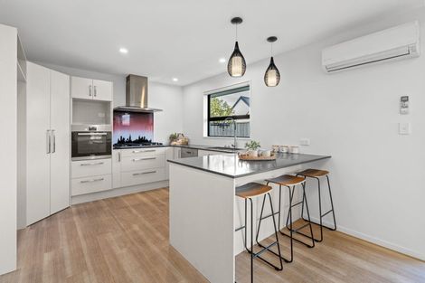 Photo of property in 74a Shillingford Boulevard, Rolleston, 7615