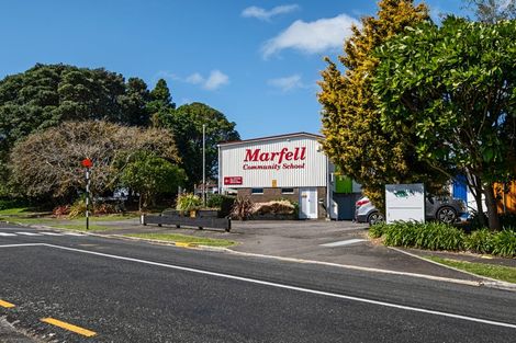 Photo of property in 3 Endeavour Street, Marfell, New Plymouth, 4310