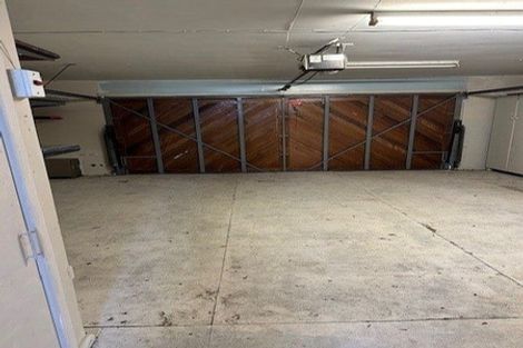 Photo of property in 12 Ladbrokes Place, Fendalton, Christchurch, 8052