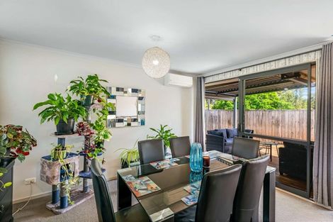 Photo of property in 169l Colwill Road, Massey, Auckland, 0614