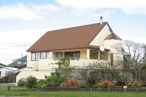 Photo of property in 172 Harbour Road, Ohope, 3121