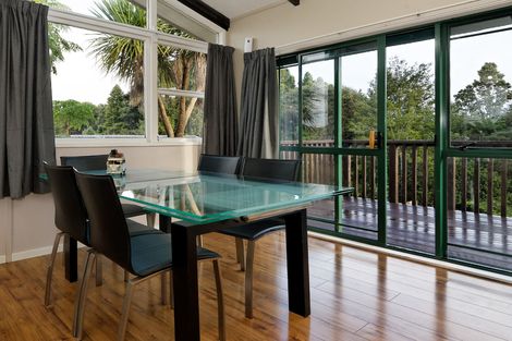 Photo of property in 218 Glengarry Road, Glen Eden, Auckland, 0602