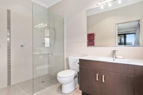 Photo of property in 2 Crater Close, Pyes Pa, Tauranga, 3112